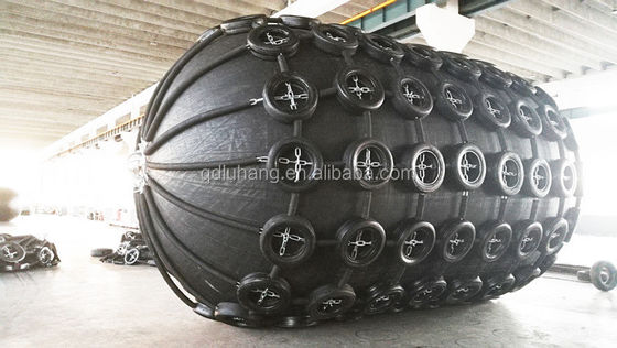 300-500KN Δύναμη αντίδρασης Yokohama Fender με εξαρτήματα ελαστικών