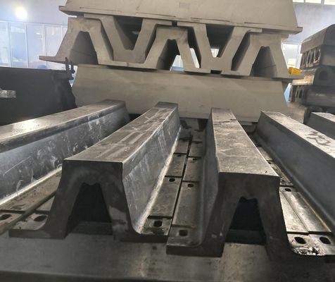 Πλακέτες για τη μετατροπή ενέργειας από τις επιπτώσεις και την προστασία των σκαφών και των λιμανιών σε λιμενικές εγκαταστάσεις με μεγάλη κίνηση