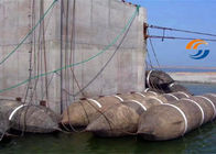Λαστιχένιος πακτώνων βαρκών διάσωσης θαλάσσιος επιπλέων σωλήνας Vulconize αερόσακων μαύρος